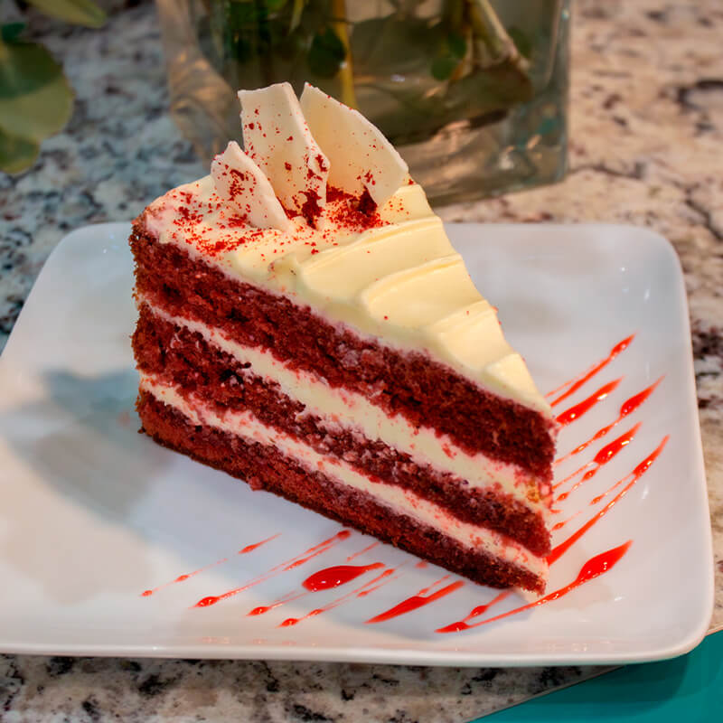 Red Velvet Cake (Entero)